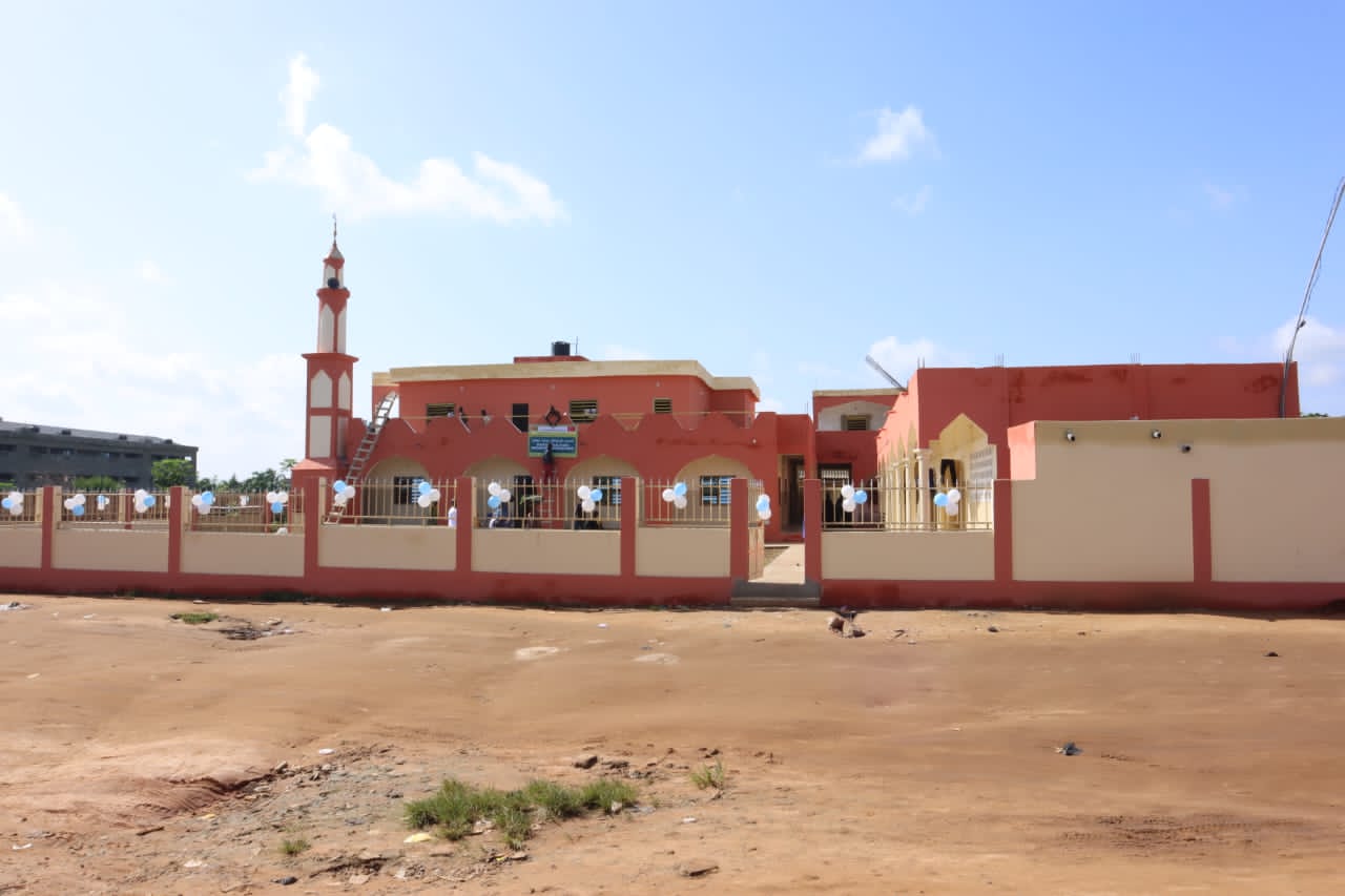 فرع مكتب لومي